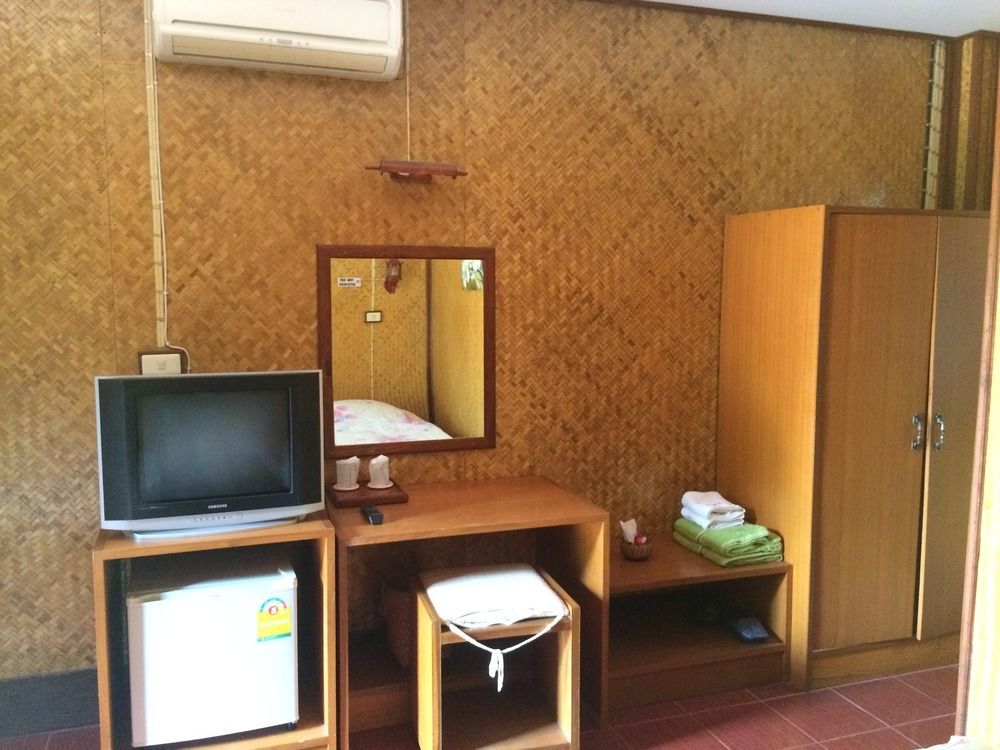 Ban Suan Klang Muang Resort ماي هونج سون المظهر الخارجي الصورة
